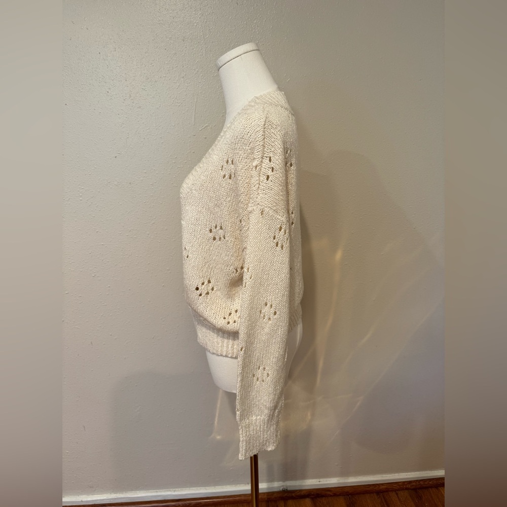 ASTR Cream V-Neck Sweater - Picture 7 of 9